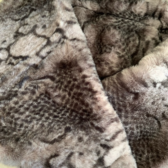 LAST ONE! Python Print Fur Twisted Tube Scarf - Picture 5 of 5